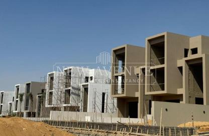 Villa - 6 Bedrooms - 7 Bathrooms for sale in The Waterway Villas - Ext North Inves Area - New Cairo City - Cairo