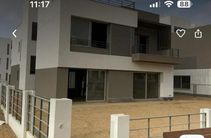 Villa - 4 - 4 for sale in Palm Hills New Cairo - 5th Settlement Compounds - The 5th Settlement - New Cairo City - Cairo