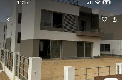 Villa - 4 - 4 for sale in Palm Hills New Cairo - 5th Settlement Compounds - The 5th Settlement - New Cairo City - Cairo