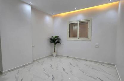Apartment - 3 Bedrooms - 2 Bathrooms for sale in Gate 4 old - Horus - Hadayek El Ahram - Giza