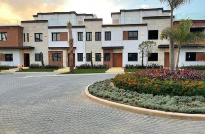 Townhouse - 4 Bedrooms - 4 Bathrooms for sale in Azzar 2 - 5th Settlement Compounds - The 5th Settlement - New Cairo City - Cairo