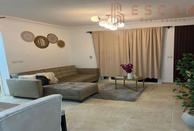 8522037 - Property Image 2