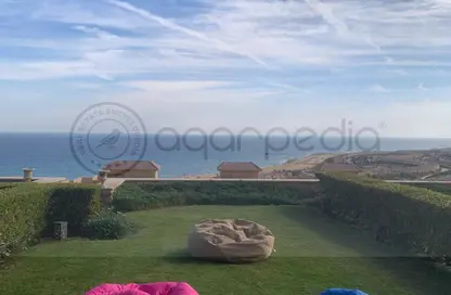 منزل مزدوج - 4 غرف نوم - 4 حمامات للبيع في تلال السخنة - العين السخنة - السويس