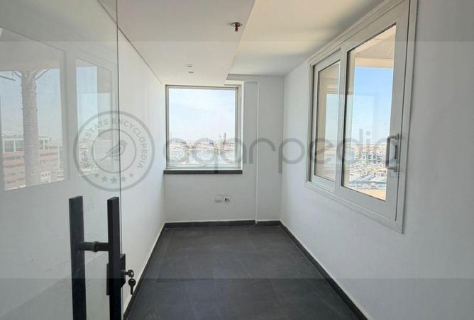 92418290 - Property Image 3