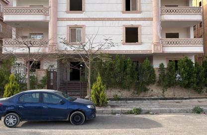 Apartment - 3 Bedrooms - 2 Bathrooms for sale in 1st Neighborhood - 4th Area - Shorouk City - Cairo