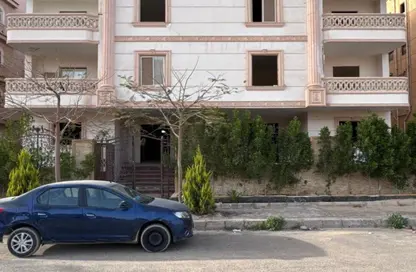 شقة - 3 غرف نوم - 2 حمامات للبيع في المجاورة الاولي - المنطقة الرابعة - مدينة الشروق - القاهرة شقة - 3 غرف نوم - 2 حمامات للبيع في المجاورة الاولي - المنطقة الرابعة - مدينة الشروق - القاهرة