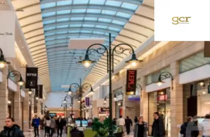 Retail - Studio - 4 Bathrooms for sale in 3 Sides Mall - El Shorouk Compounds - Shorouk City - Cairo