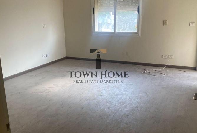 8521200 - Property Image 3