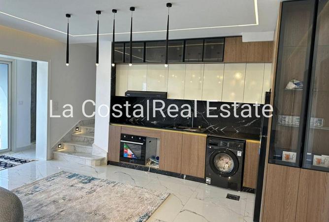 2OidbxJxFXE - Property Main Image