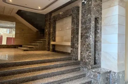 مساحات مكتبية - 3 غرف نوم - 1 حمام للبيع في المهندسين - الجيزة