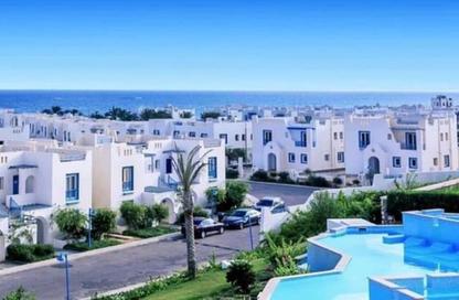 Chalet - 2 Bedrooms - 2 Bathrooms for sale in Mountain View - Ras Al Hekma - North Coast