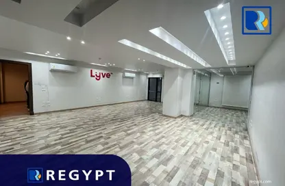 Office Space - 5 Bedrooms - 2 Bathrooms for rent in Rayhanah Avenue - Zahraa El Maadi - Hay El Maadi - Cairo