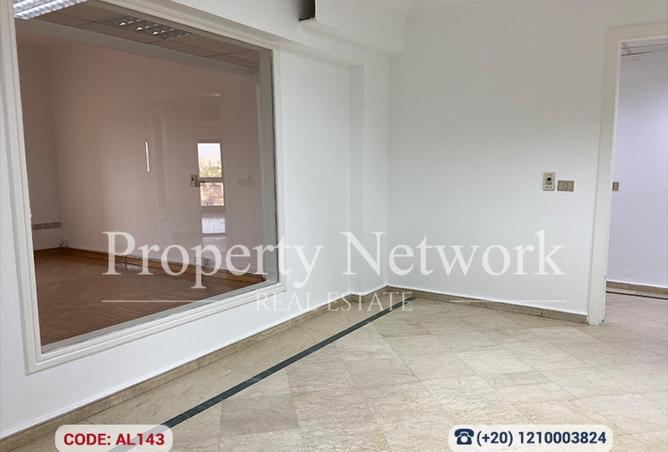 64893119 - Property Image 3