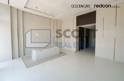 مساحات مكتبية للبيع في جولدن جيت - شارع التسعين الجنوبي - التجمع الخامس - مدينة القاهرة الجديدة - القاهرة مساحات مكتبية للبيع في جولدن جيت - شارع التسعين الجنوبي - التجمع الخامس - مدينة القاهرة الجديدة - القاهرة