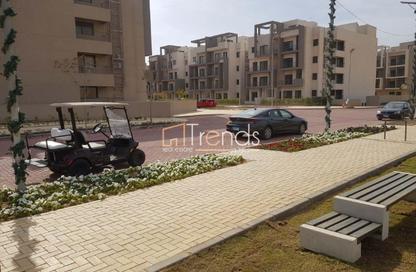 Apartment - 3 Bedrooms - 2 Bathrooms for sale in Fifth Square - The 5th Settlement - New Cairo City - Cairo
