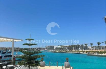 شاليه - 3 غرف نوم - 3 حمامات للبيع في مراسي - سيدي عبد الرحمن - الساحل الشمالي شاليه - 3 غرف نوم - 3 حمامات للبيع في مراسي - سيدي عبد الرحمن - الساحل الشمالي