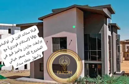 فيلا - 6 غرف نوم - 7 حمامات للبيع في كريك تاون - التجمع الاول - مدينة القاهرة الجديدة - القاهرة