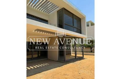 Villa - 3 Bedrooms - 3 Bathrooms for sale in Moon Residences - Fifth Square - The 5th Settlement - New Cairo City - Cairo