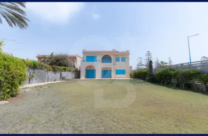 فيلا - 4 غرف نوم - 3 حمامات للايجار في طريق الإسكندرية - مرسى مطروح - الذراع البحري - حي العامرية - الاسكندرية