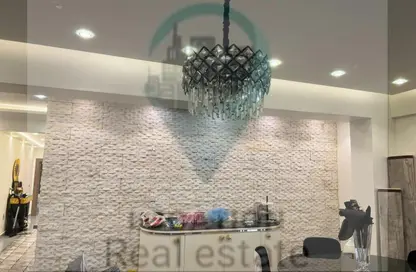 شقة - 2 غرف نوم - 2 حمامات للبيع في الحي الخامس - مدينة العبور - القليوبية