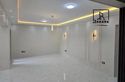 Office Space - 3 Bedrooms - 2 Bathrooms for rent in Salah Salem St. - Roxy - Heliopolis - Masr El Gedida - Cairo Office Space - 3 Bedrooms - 2 Bathrooms for rent in Salah Salem St. - Roxy - Heliopolis - Masr El Gedida - Cairo