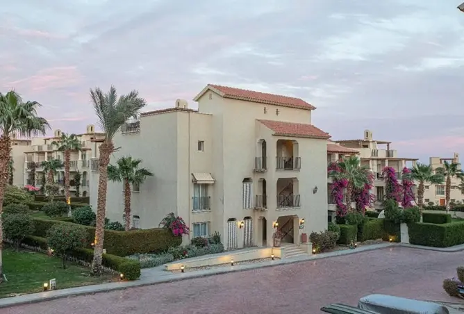 8656033 - Property Image 3