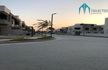 Townhouse - 5 Bedrooms - 5 Bathrooms for sale in Palm Hills WoodVille - Al Wahat Road - 6 October City - Giza