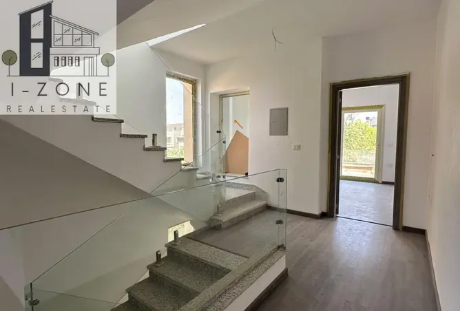 111595476 - Property Image 2