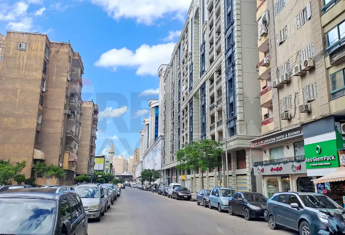 121656543 - Property Main Image