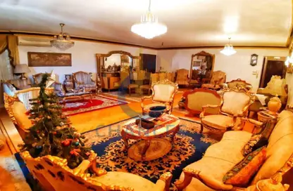 Apartment - 3 Bedrooms - 2 Bathrooms for sale in Street 275 - New Maadi - Hay El Maadi - Cairo