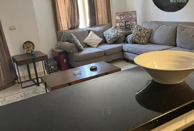 74027834 - Property Image 2