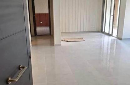 Apartment - 3 Bedrooms - 3 Bathrooms for sale in Village West - Sheikh Zayed Compounds - Sheikh Zayed City - Giza