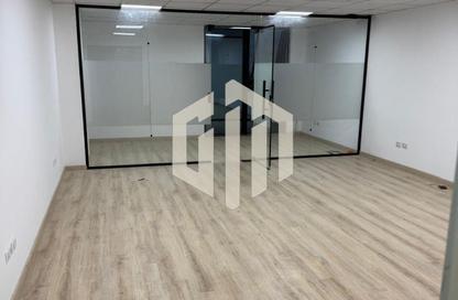 Office Space - Studio - 1 Bathroom for rent in Hyde Park Business District Mall - South Teseen St. - The 5th Settlement - New Cairo City - Cairo