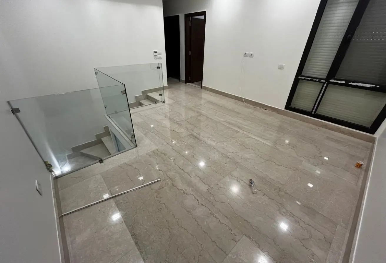 120099112 - Property Main Image