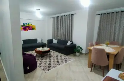 شقة - 2 غرف نوم - 2 حمامات للايجار في حى القرنفل - التجمع الخامس - مدينة القاهرة الجديدة - القاهرة