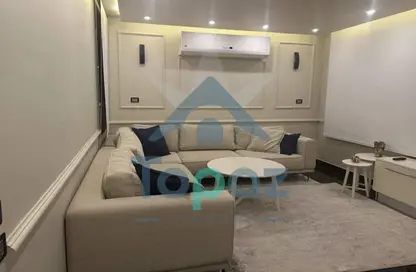 Penthouse - 4 Bedrooms - 4 Bathrooms for sale in Westown - Sheikh Zayed Compounds - Sheikh Zayed City - Giza