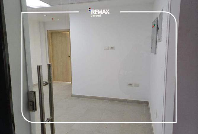 98839540 - Property Image 3