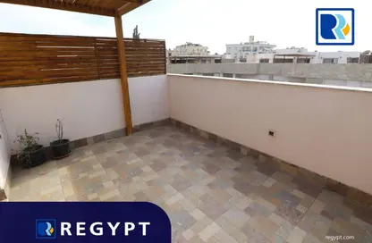 (بنتهاوس  (روف - 4 غرف نوم - 5 حمامات للايجار في سرايات المعادي - حي المعادي - القاهرة