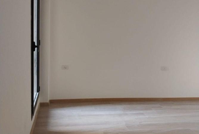 69837641 - صورة العقار 3