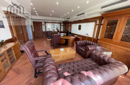 طابق كامل - استوديو - 6 حمامات للايجار في شارع كورنيش النيل - المعادي - حي المعادي - القاهرة