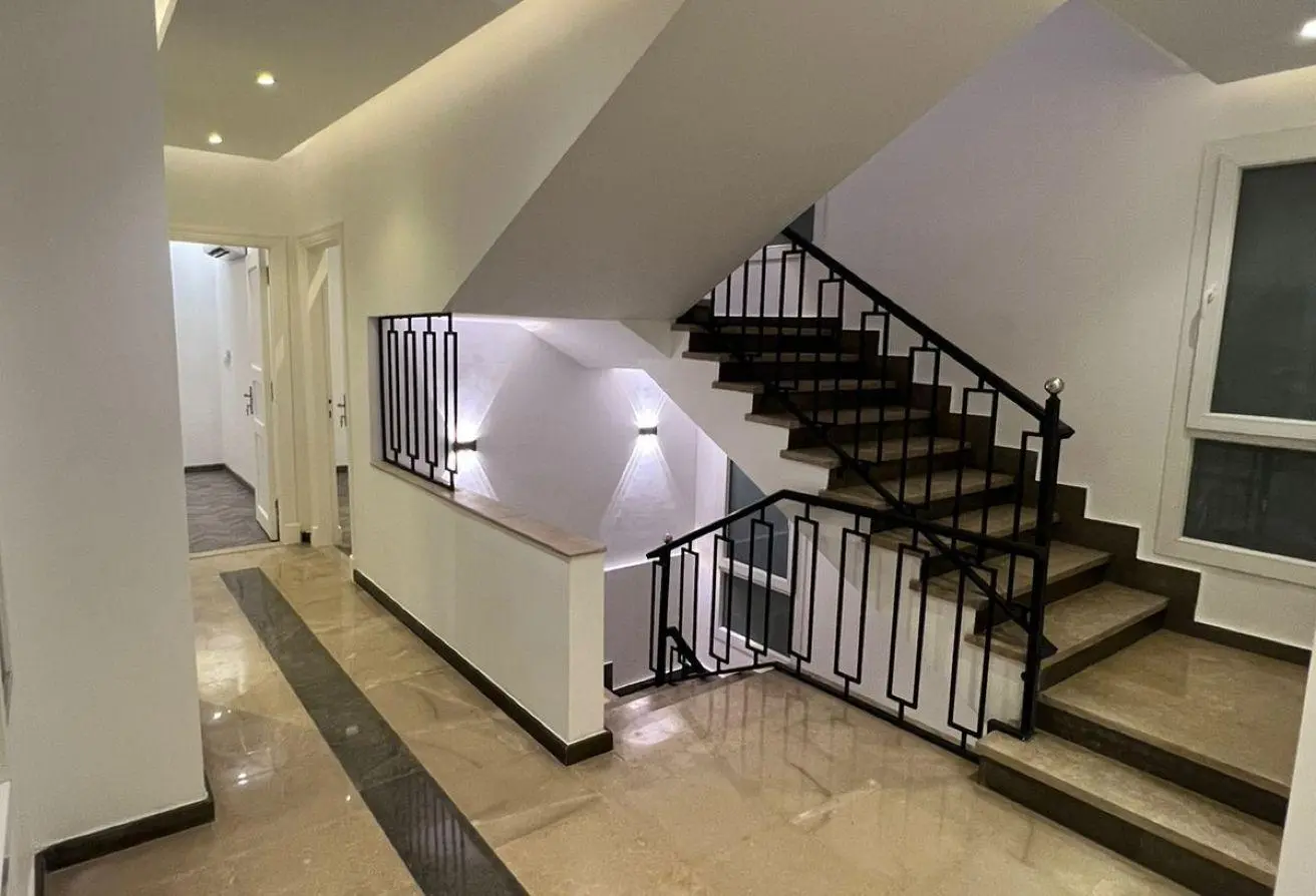 111023112 - Property Main Image