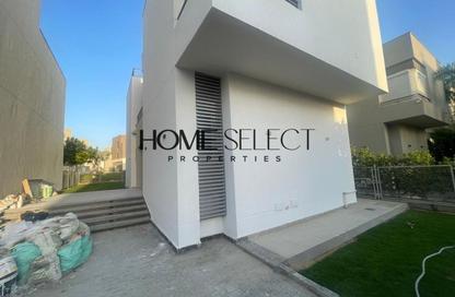 Villa - 3 - 3 for sale in The Crown - Cairo Alexandria Desert Road - 6 October City - Giza