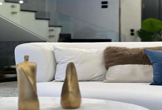 64127987 - Property Image 3