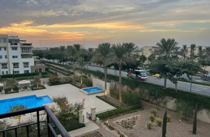 شقة - 3 غرف نوم - 3 حمامات للايجار في سيراس - اب تاون كايرو - المقطم - القاهرة