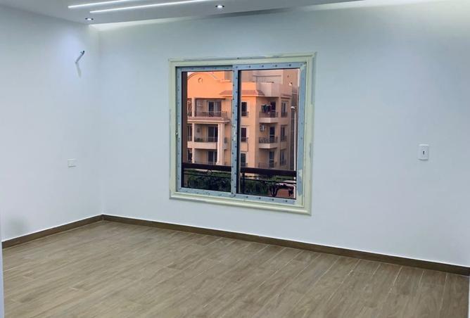 101790887 - Property Image 3
