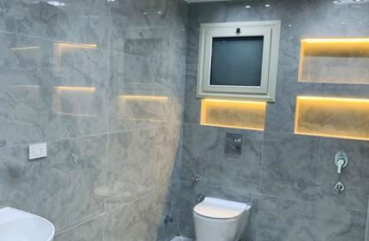 Apartment - 3 Bedrooms - 2 Bathrooms for sale in Al Khamayel city - Sheikh Zayed Compounds - Sheikh Zayed City - Giza