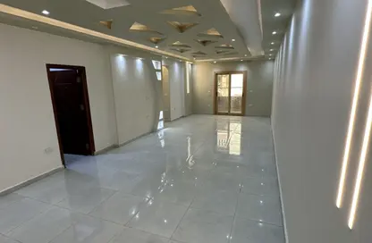 Apartment - 3 Bedrooms - 2 Bathrooms for sale in Al Lebeny Axis - El Mariouteya - Faisal - Hay El Haram - Giza