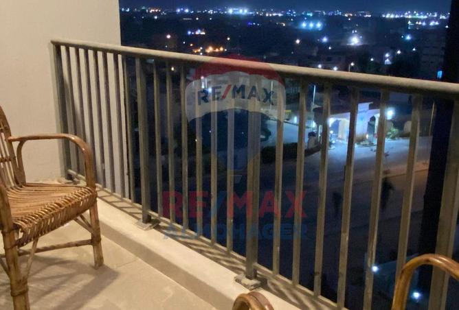 8525000 - Property Image 2