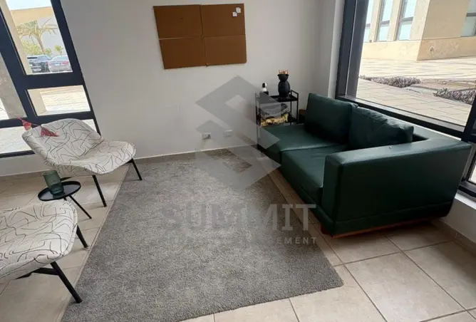 98819715 - Property Image 2