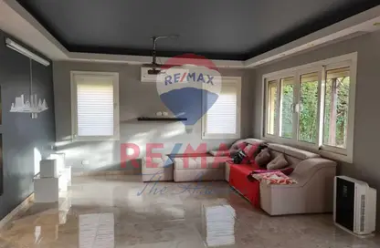 Villa - 3 Bedrooms - 5 Bathrooms for sale in Mivida - 5th Settlement Compounds - The 5th Settlement - New Cairo City - Cairo